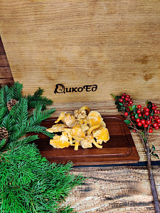 Превью Грибы лисички целые, замороженные 1,5 кг